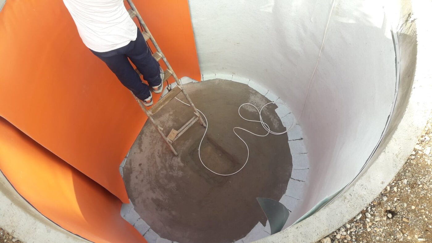 Δεξαμενή με μεμβράνη PVC